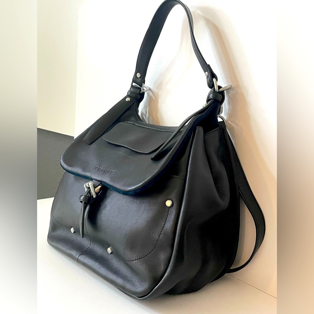 LONGCHAMP Balzane Large Black Leather Zip Messenger crossbody bag front buckle